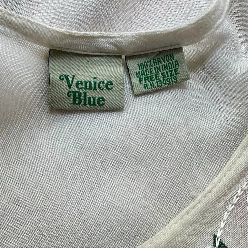 Venice Blue dress, free size, lightweight rayon, pretty stitching, no stains - Picture 4 of 8